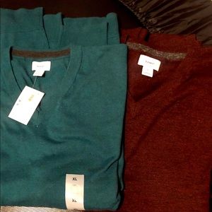 Men’s lightweight long sleeved sweater